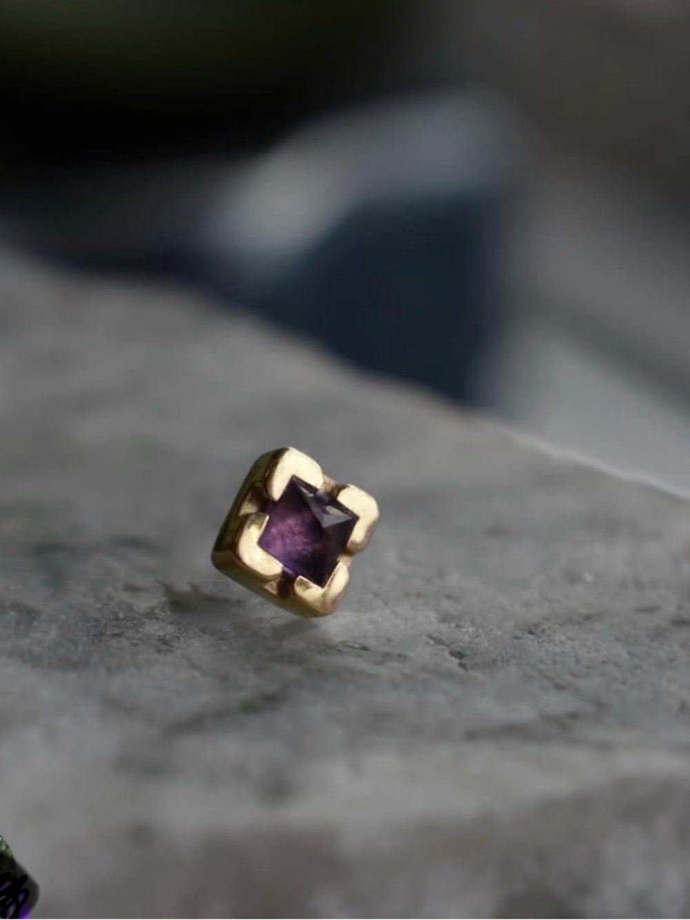 New Tether Jewelry chroma threadless end w amethyst in yellow gold 💛💜💛💜